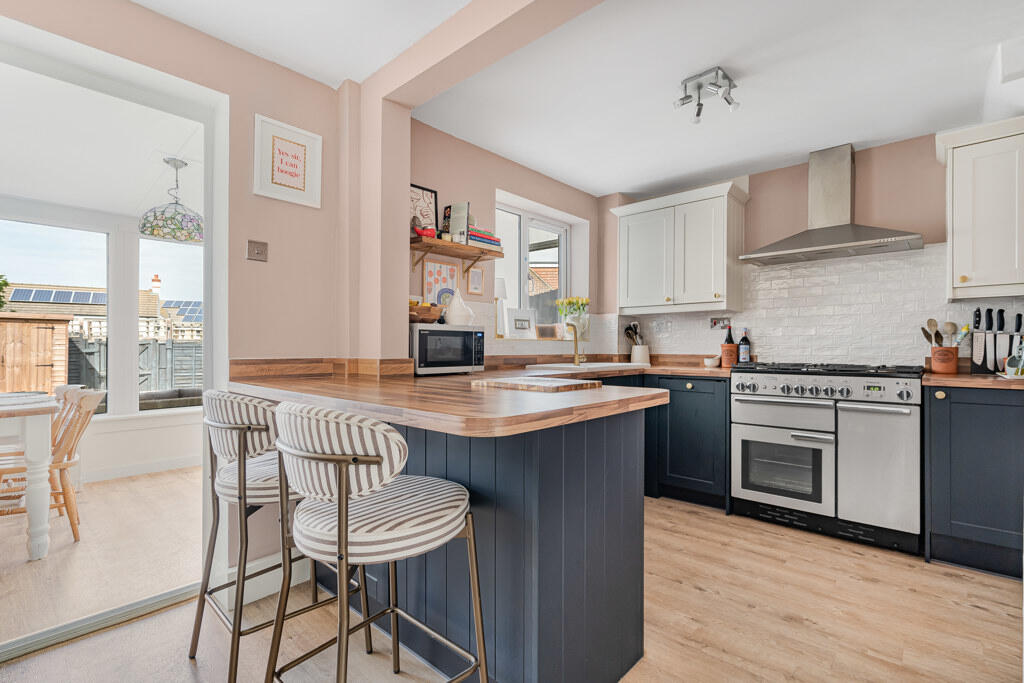 Main image of property: 12 Yeats Close, Royston, Hertfordshire, SG8 5TE
