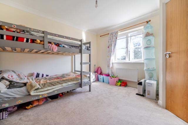 Greenfinch Drive, Twyford, Reading - View 5