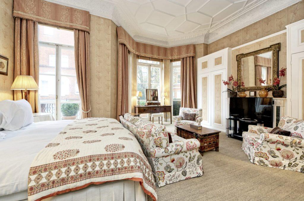 4 bedroom maisonette for rent