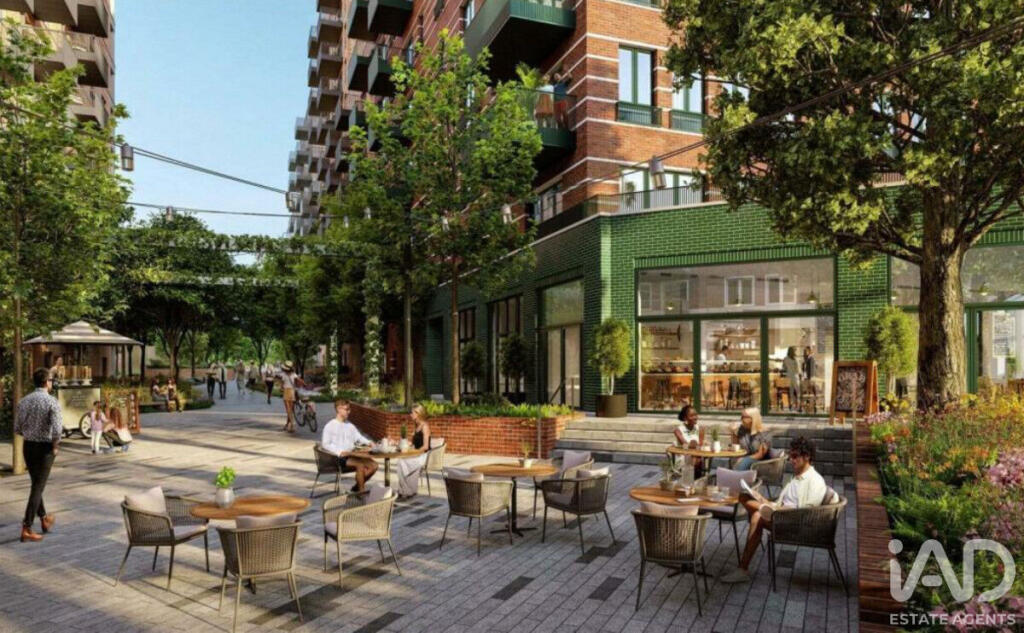 Main image of property: St John's Hill, London, SW11