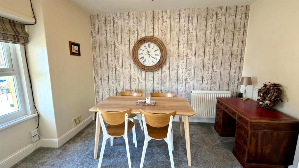 Llewelyn Avenue, Llandudno photo 5