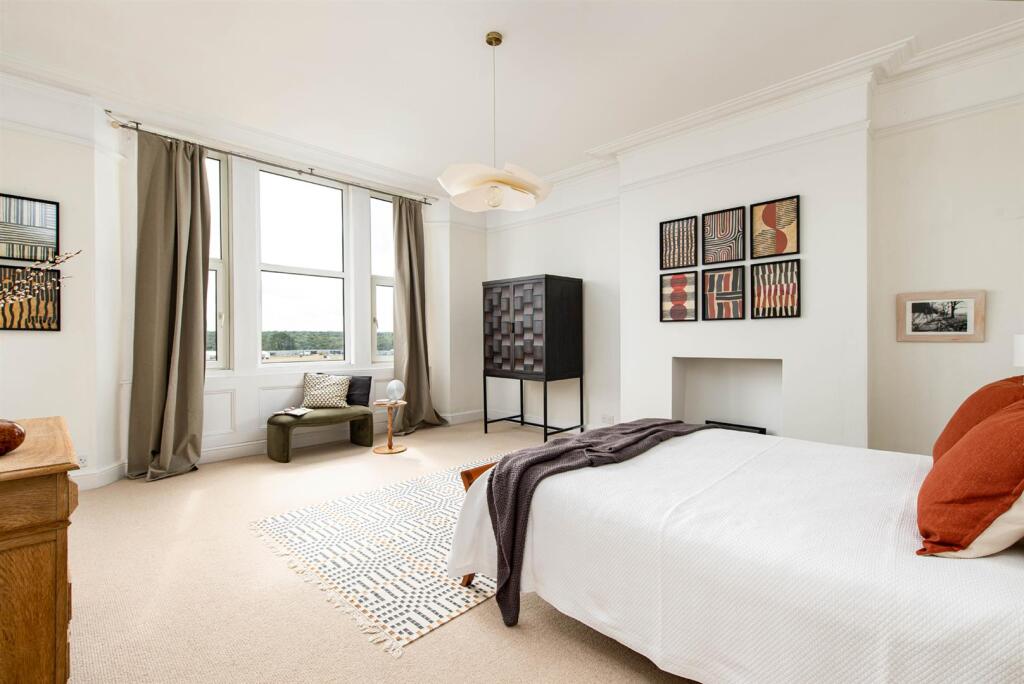 Apartment in Bristol - More