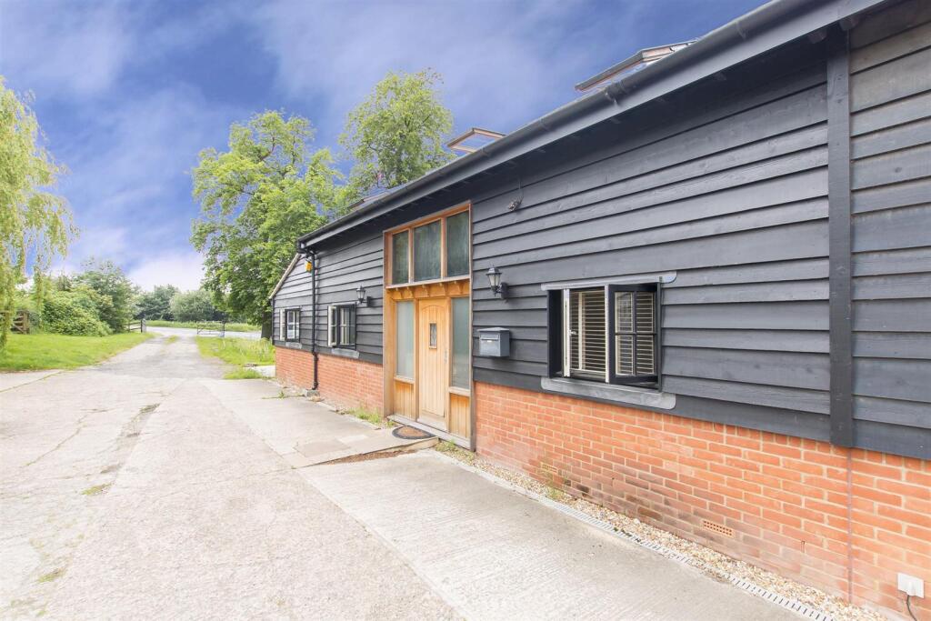 Main image of property: Holyfield, Nazeing
