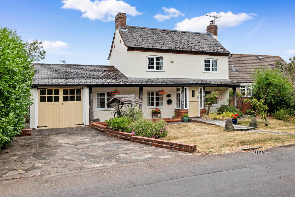 Main image of property: The Glen, Norchard Lane, Peopleton, Pershore. WR10 2ED