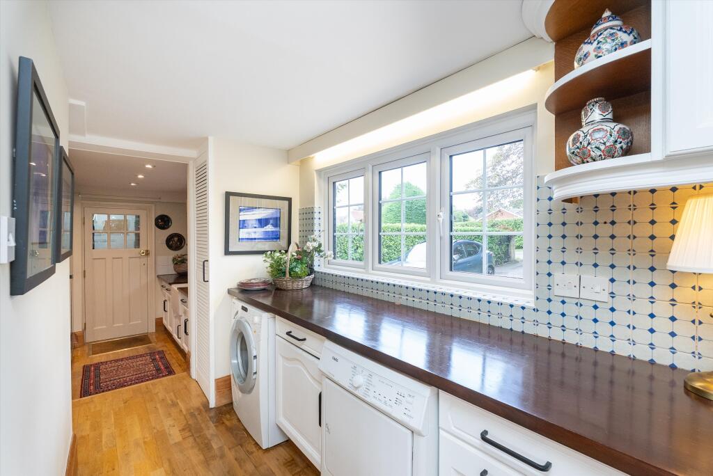 House in Kingston upon Thames - View 5