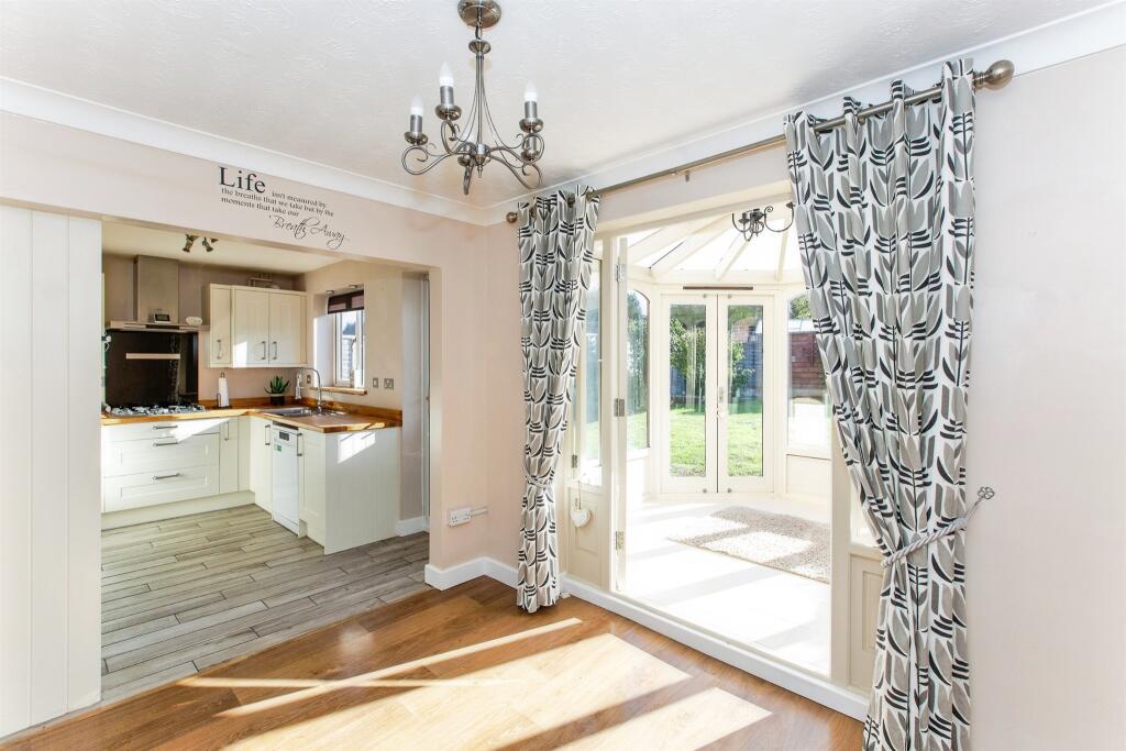 House in Northampton, Thrapston - More