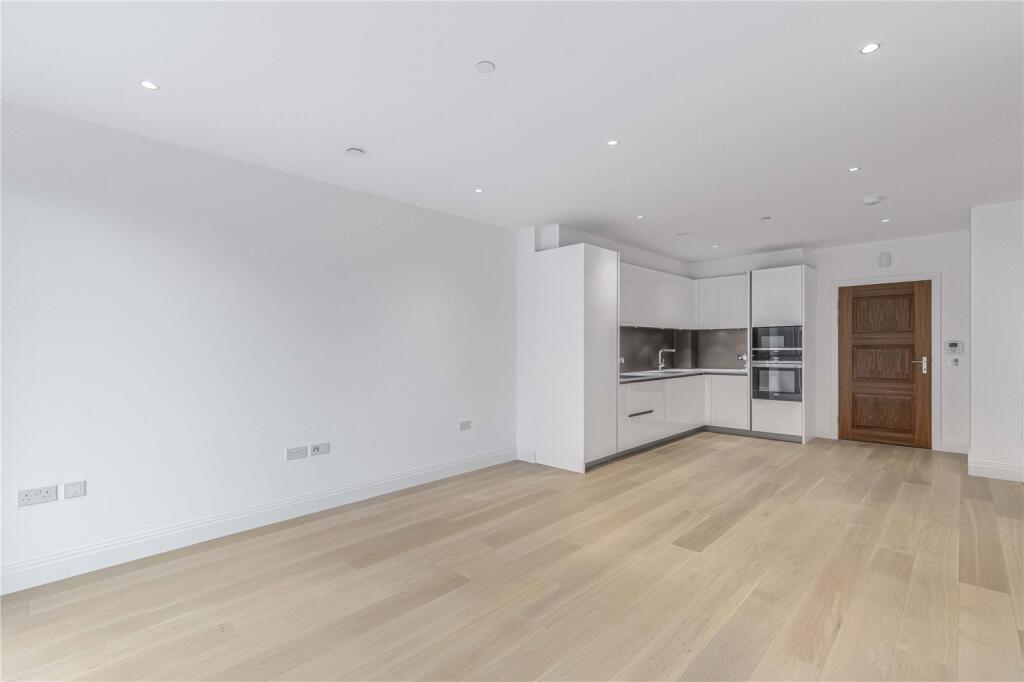 Apartment in Twickenham - View 4