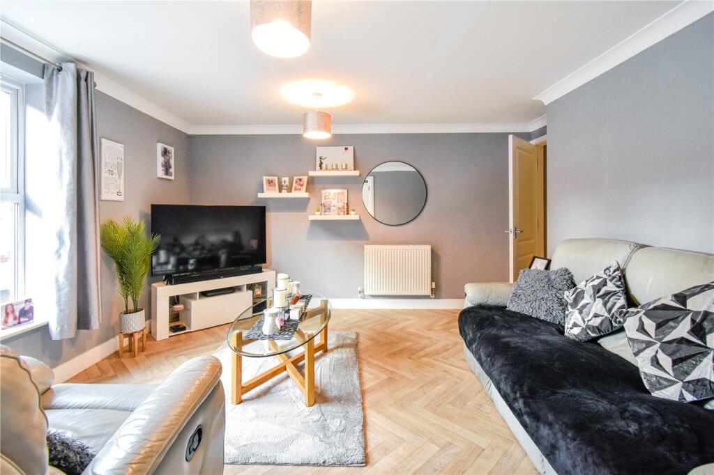 Main image of property: Thornycroft Close, Newbury, Berkshire, RG14