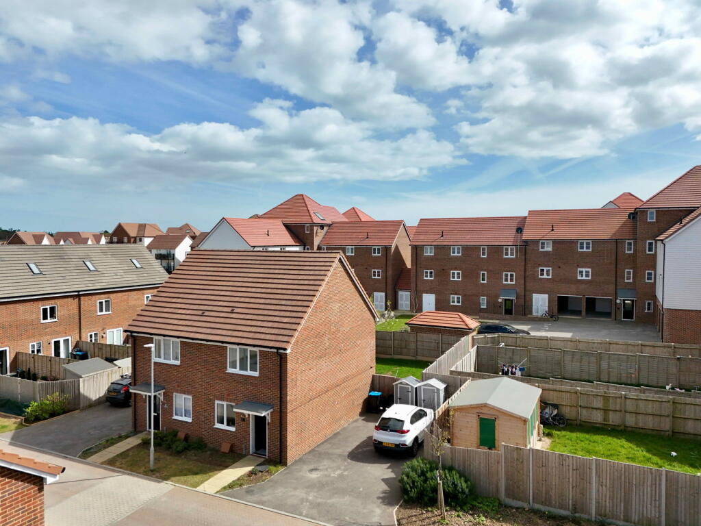 2-bed semi-detached on Hydra Drive,Manston,Margate,Kent,CT9 4GW, £290,000