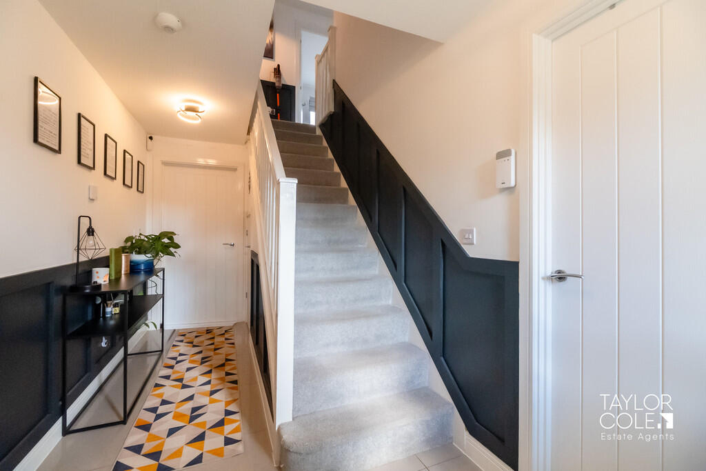 Additional image 2 of Narcissus Close, Tamworth