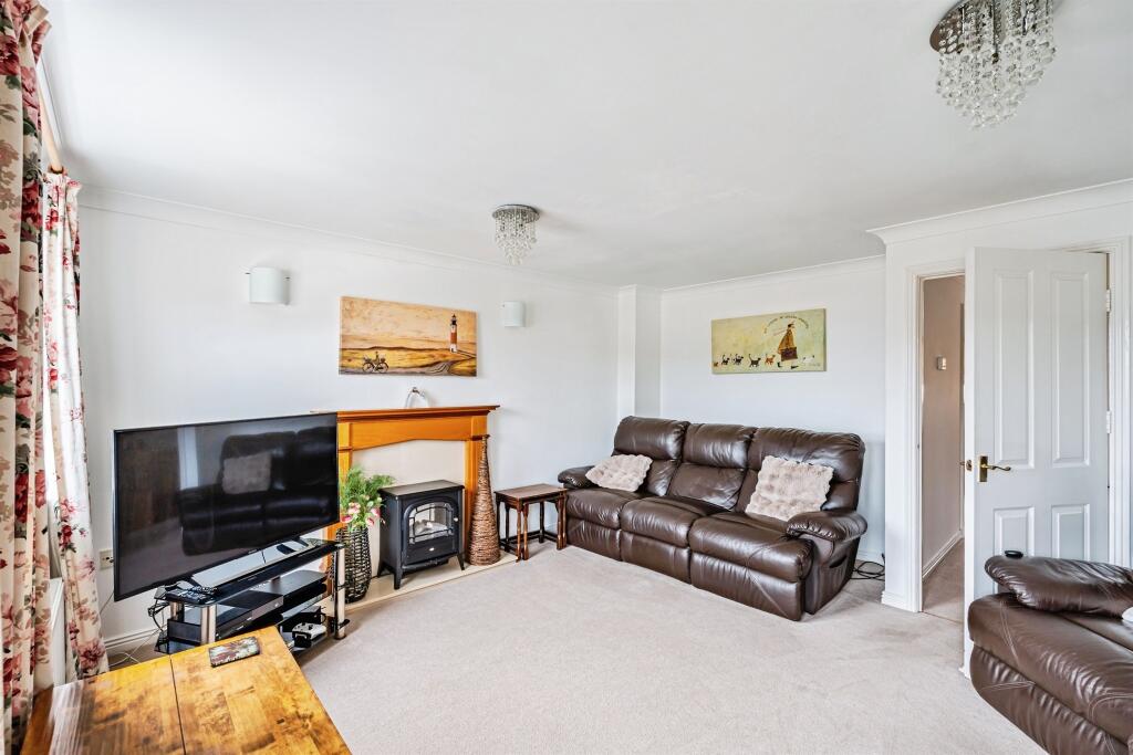 Madeira Way, Eastbourne photo 5