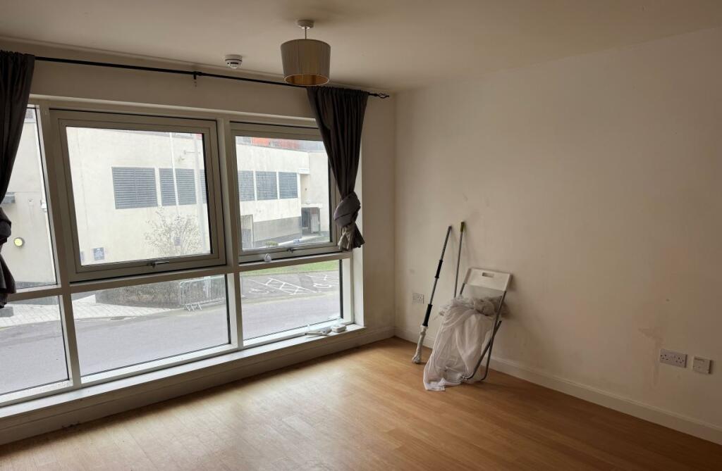 Apartment in Portsmouth - View 4