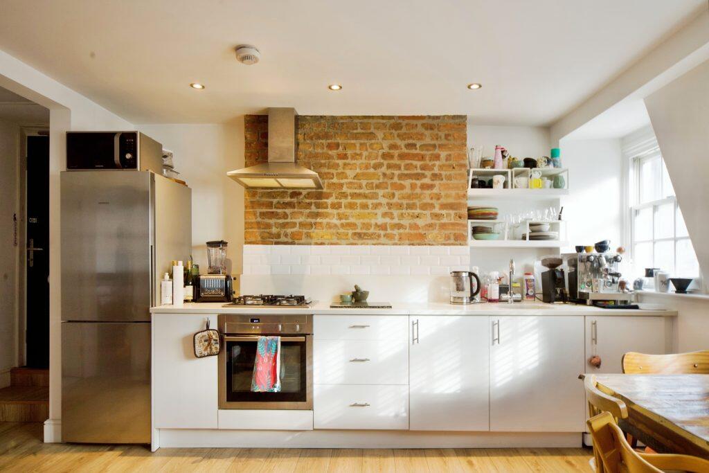 Apartment in London - More