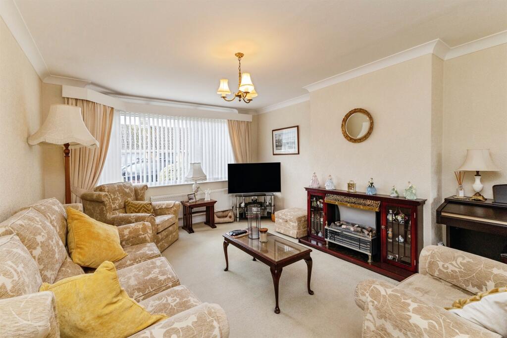 House in Stockton-on-Tees, Elmtree - View 4