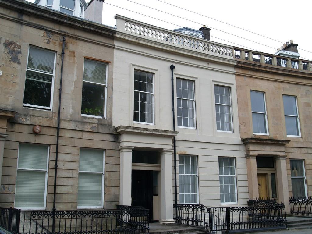 Main image of property: 15 Queens Crescent