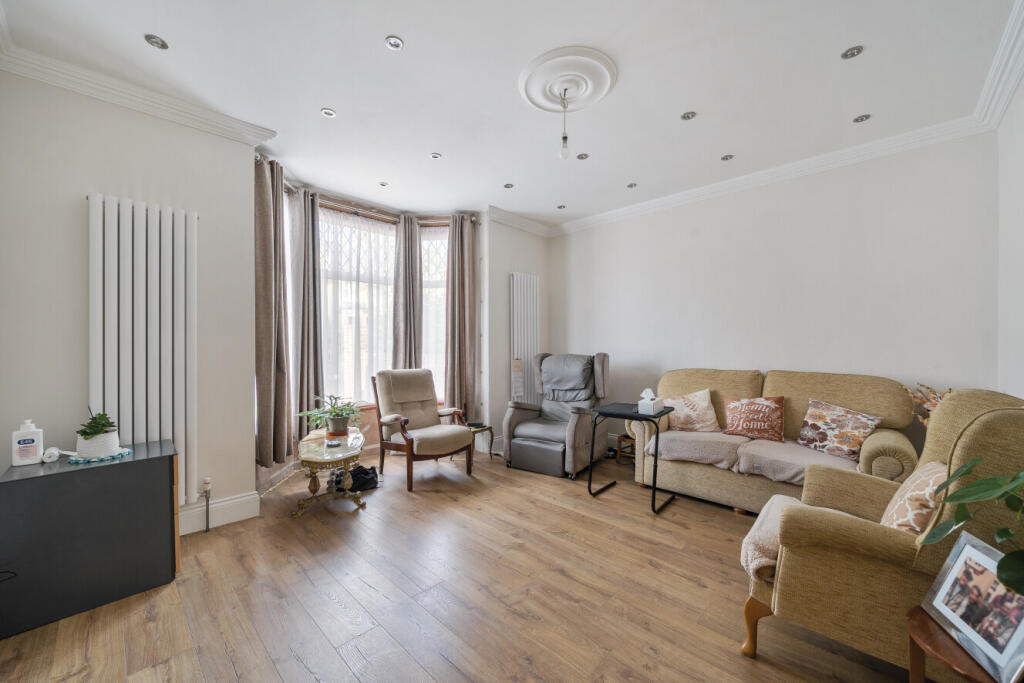 House in London - View 4