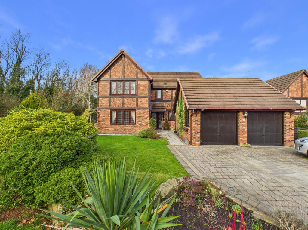 Main image of property: Penwortham Court,  Penwortham, PR1