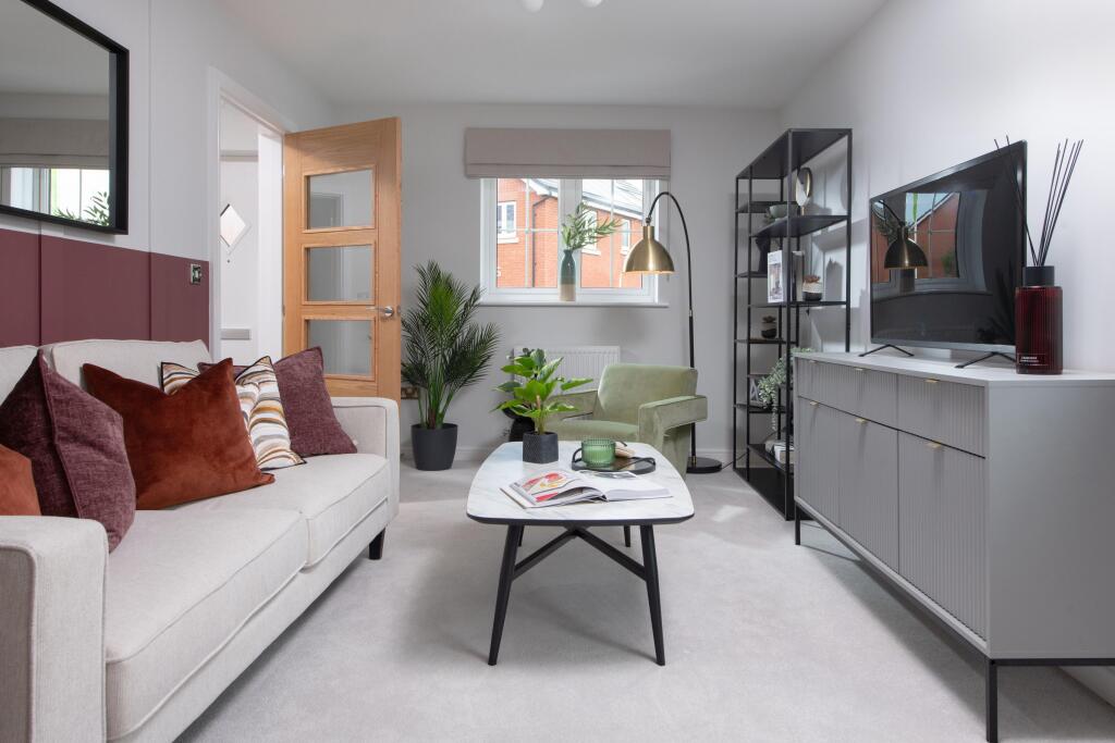 House in Warwick, Whitnash - View 2