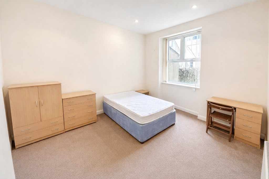 Main image of property: Glynrhondda Street, Cardiff (City), CF24