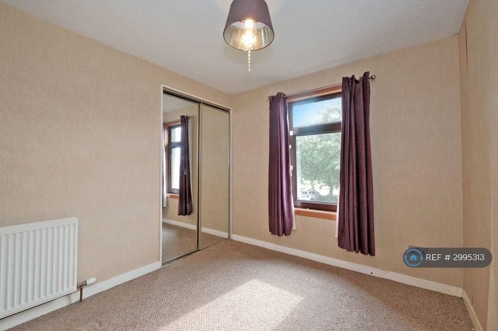 House in Aberdeen - More