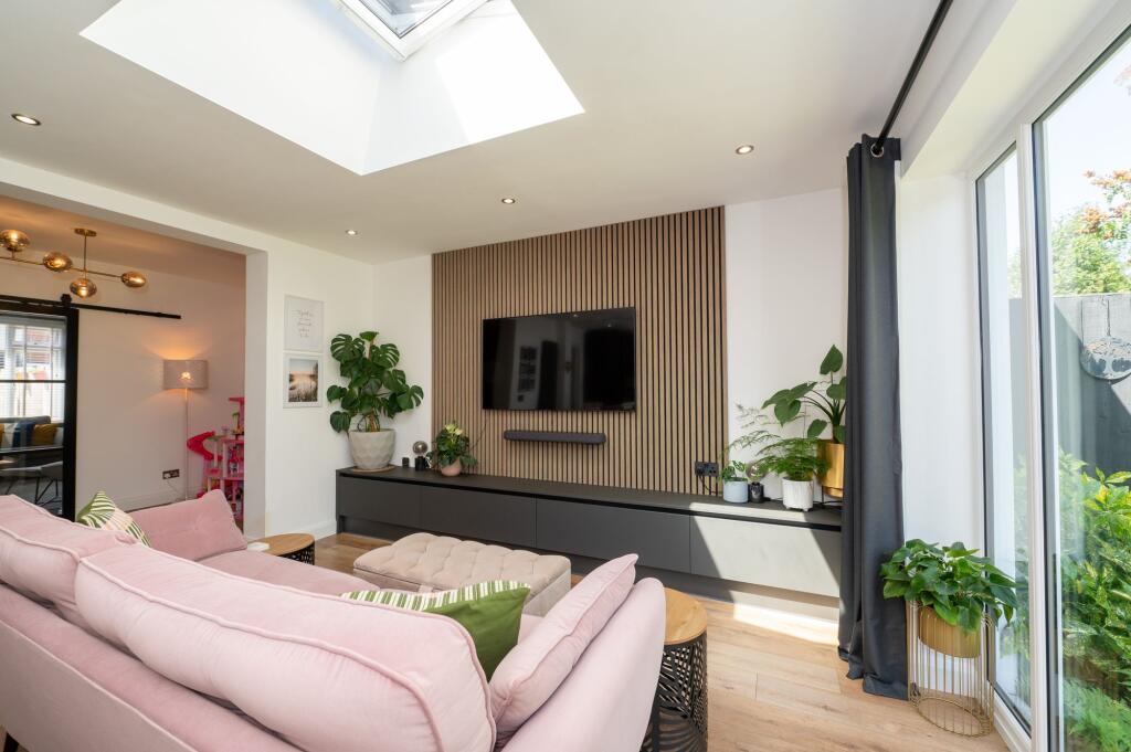 Oakhill Avenue, Kidderminster, DY10 - Więcej