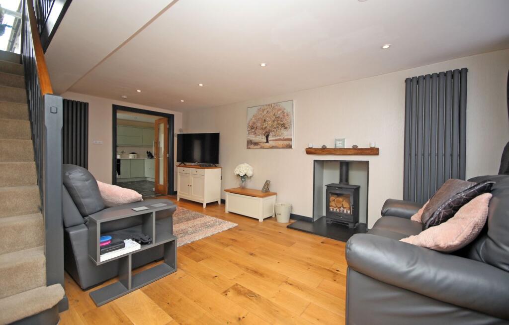 Llaneilian Road, Amlwch, Isle of Anglesey, LL68 photo 2