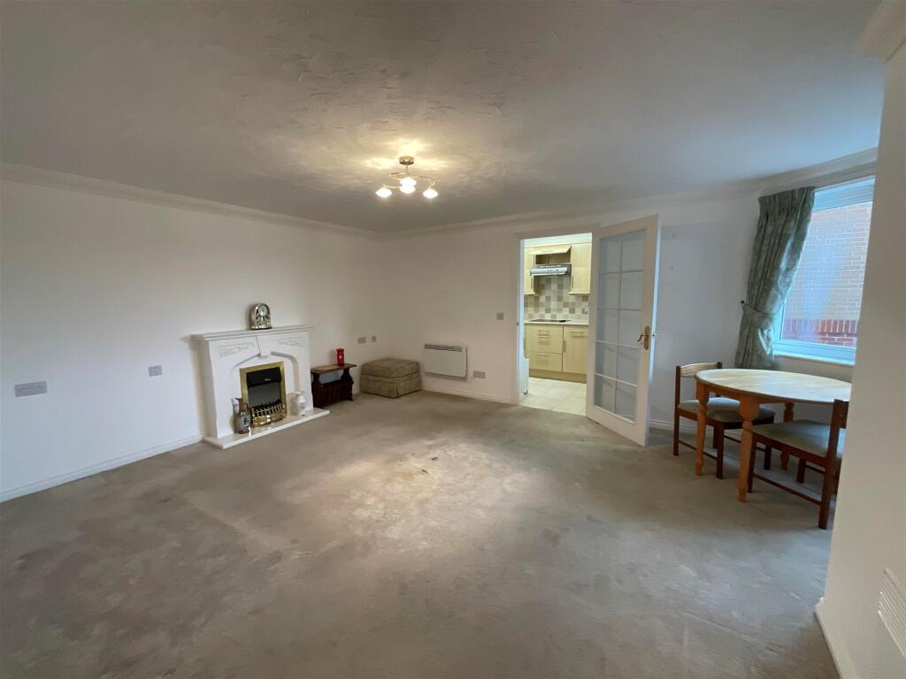Main image of property: Beach Avenue, Birchington, Kent