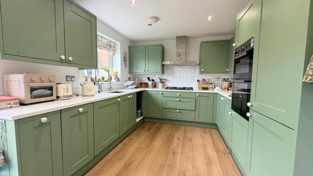 House in Stockton-on-Tees - More