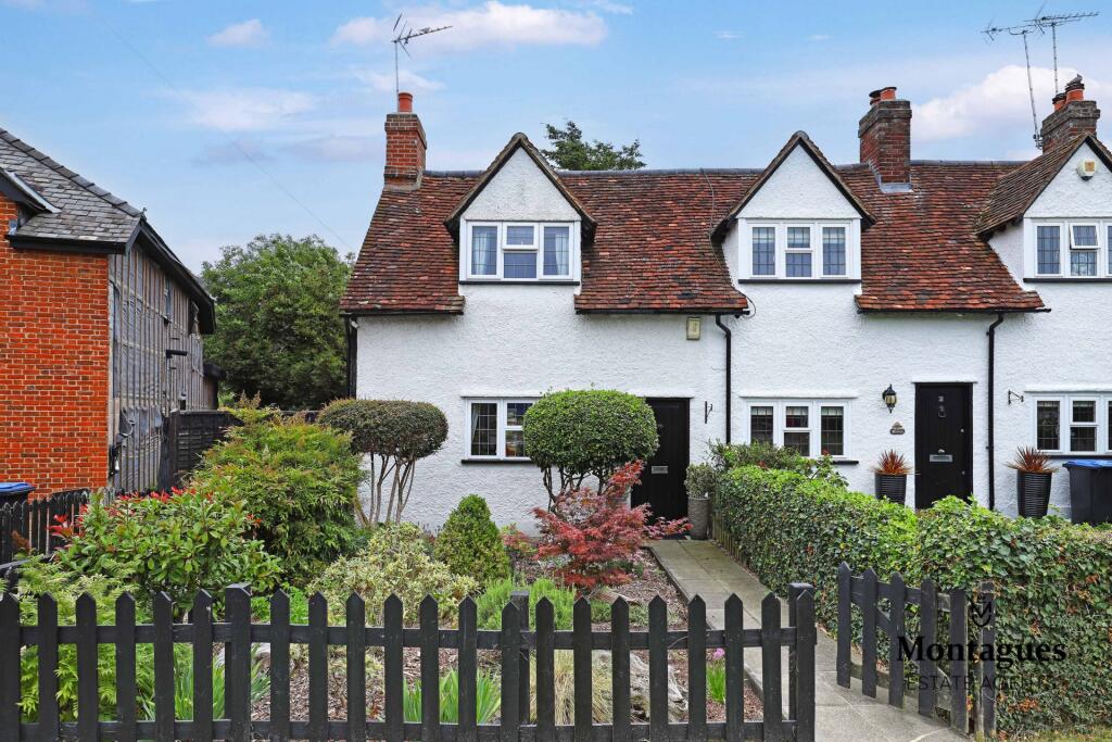 Main image of property: Duck Lane, Thornwood, CM16