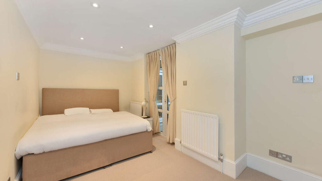 3 bedroom maisonette for rent