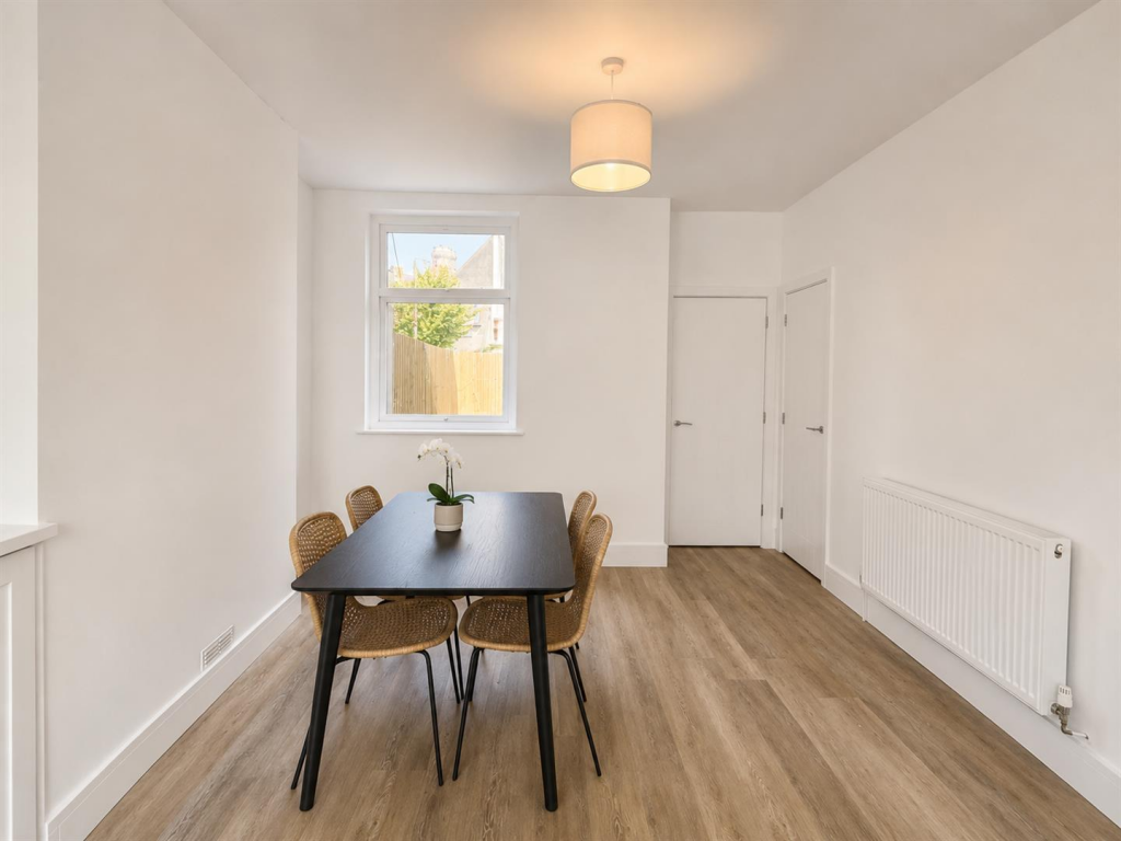 House in Cardiff - View 3