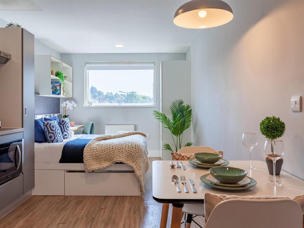 Apartment in Oxford - View 4