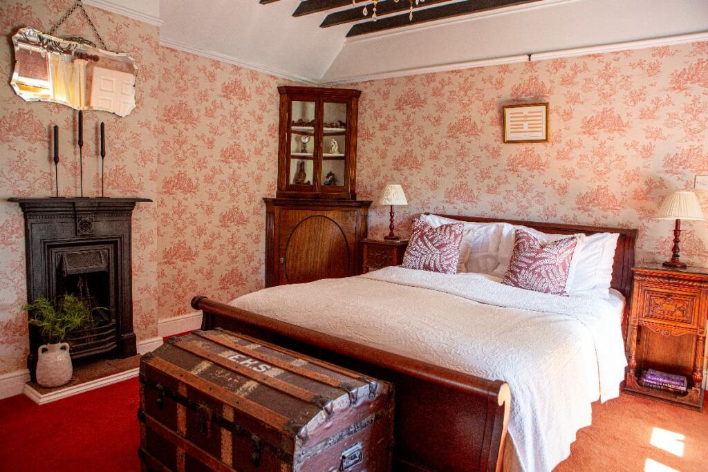 Main image of property: Tunbridge Wells Road, Mayfield