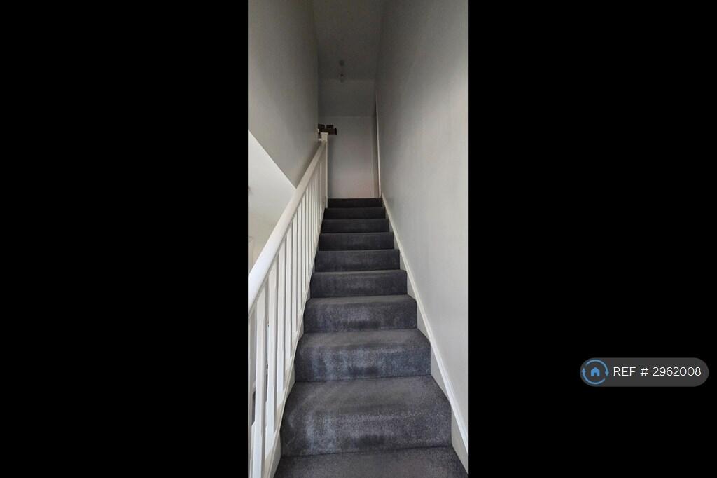Main image of property: Heren Lane, Milton Keynes, MK8