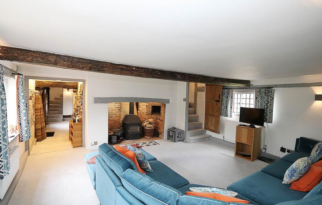 Moulsford, Oxfordshire - Walk to village green,  pub/ restaurant, Moulsford & Cranford House Schools photo 3