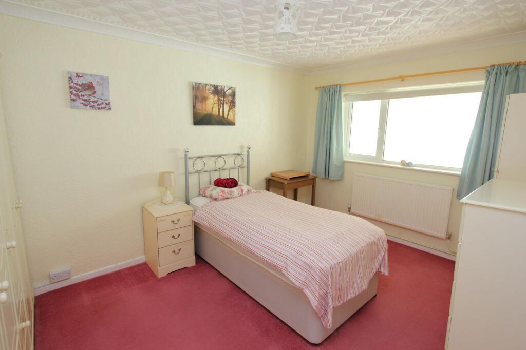 House in St Athan, Higher End, St. Athan - View 5