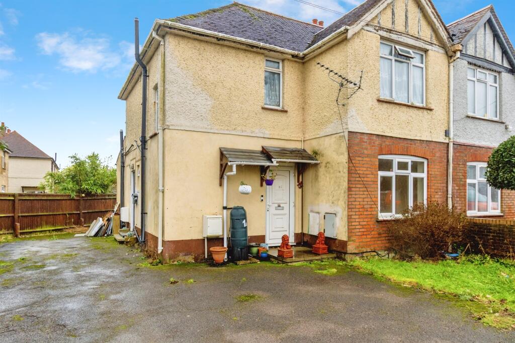 Main image of property: Spring Close, Southampton