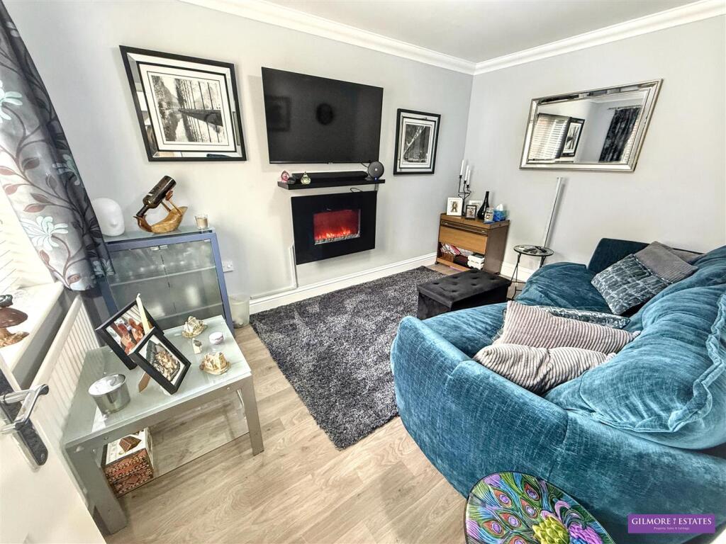 House in Durham - View 5