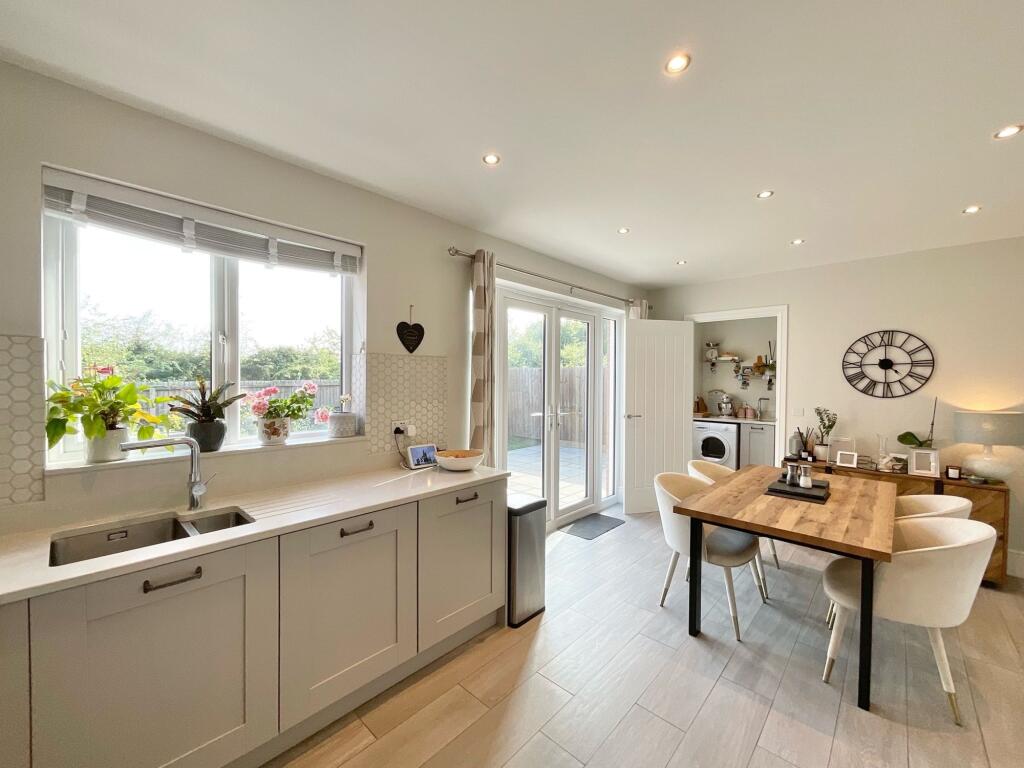 House in Nantwich, Kingsbourne - View 3