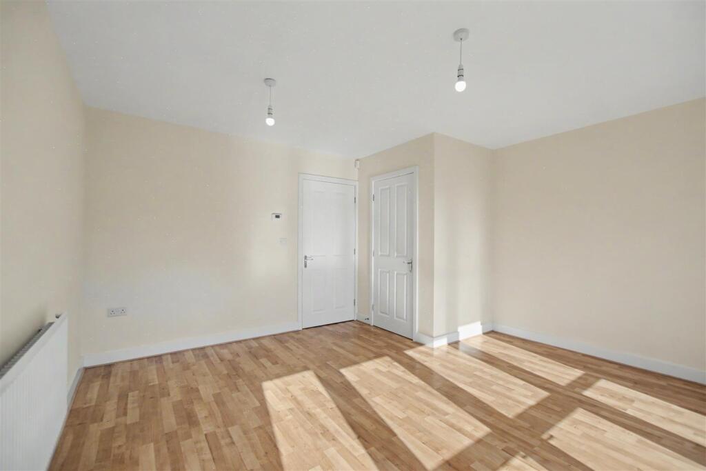 Church Street, Stapleford, Nottingham - View 4