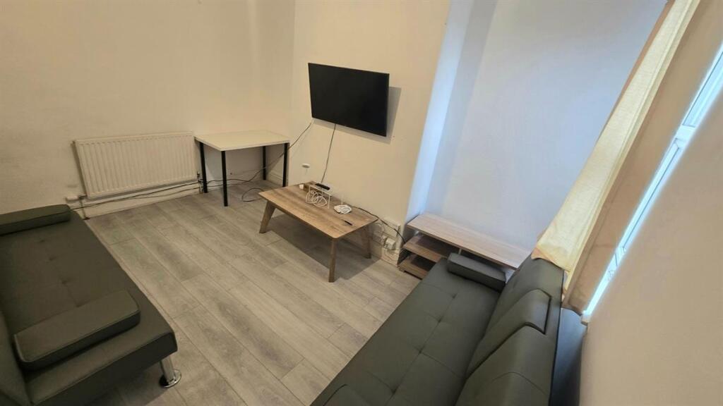 1 bedroom house for rent