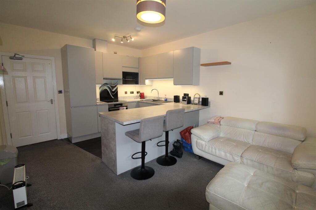 Apartment in Bolton - View 3