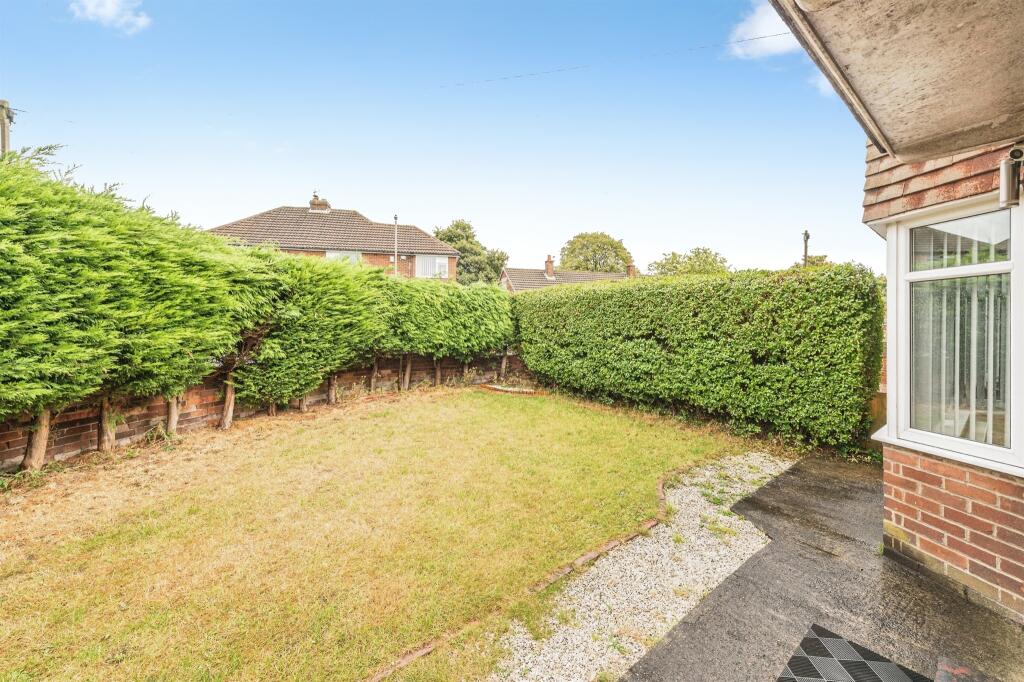 House in Wakefield - View 4