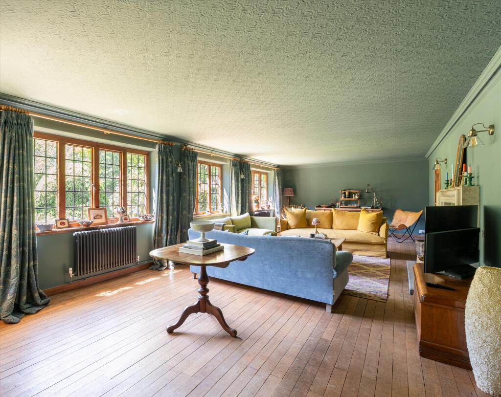 House in Waverley, Godalming - View 2
