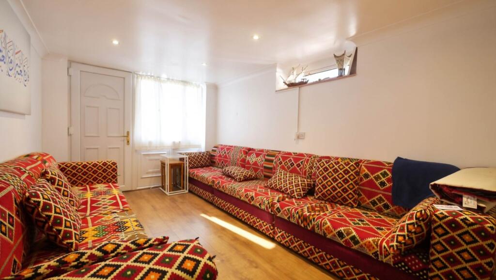 Additional image 6 of Bishops Close, Hatfield