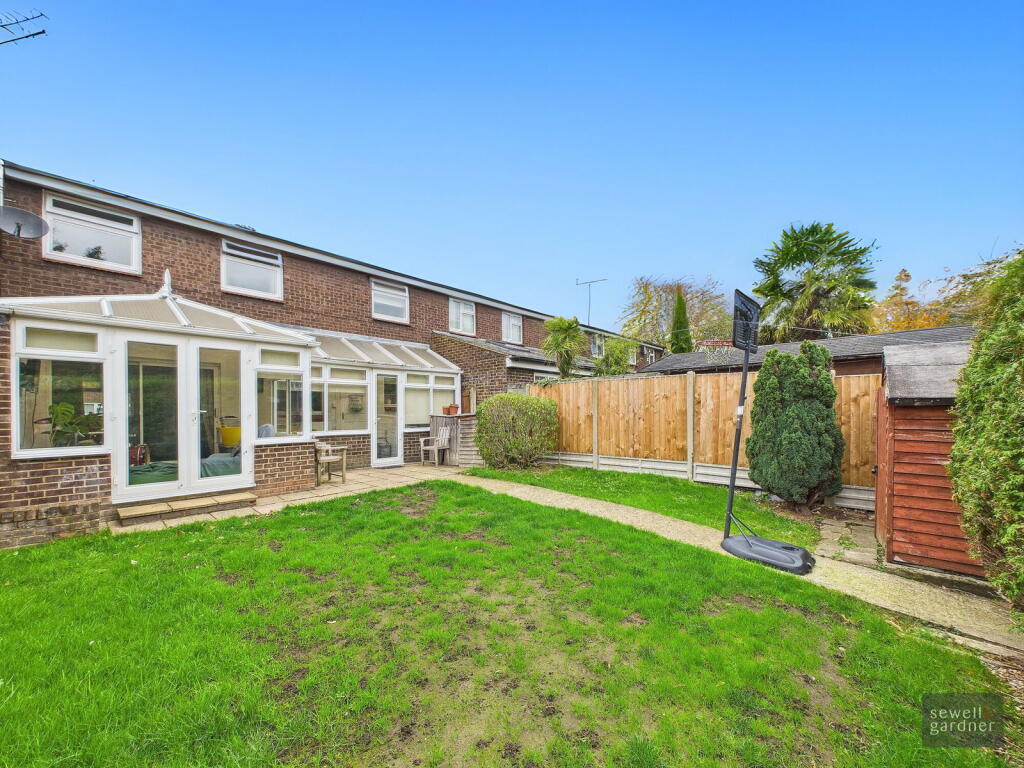 Main image of property: Curtis Close, Mill End, Rickmansworth, WD3 8QA