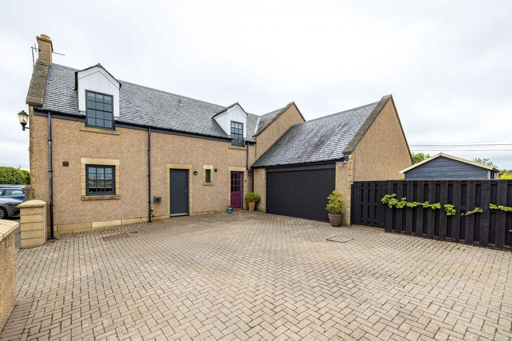 Main image of property: 7 Kaimknowe, Kelso, TD5 7NX