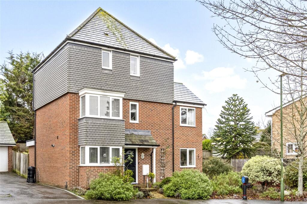 Main image of property: Steele Crescent, Wick, Littlehampton, West Sussex, BN17