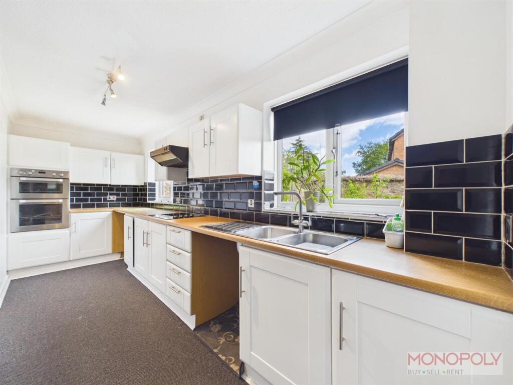 Ruabon, Wrexham, LL14 photo 4