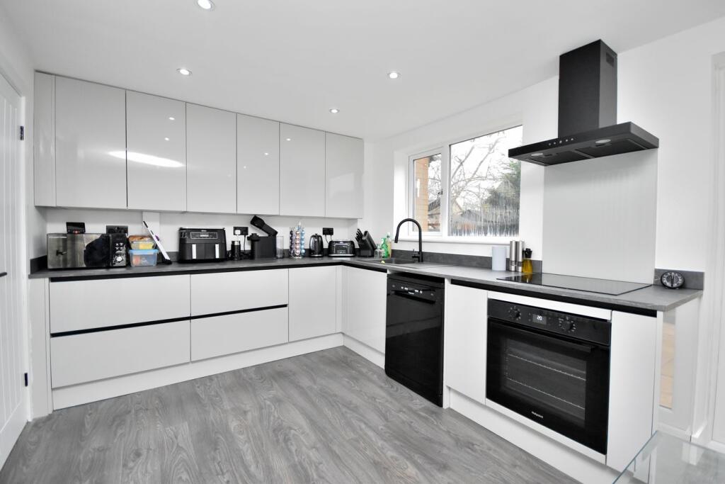 House in Northampton - View 2